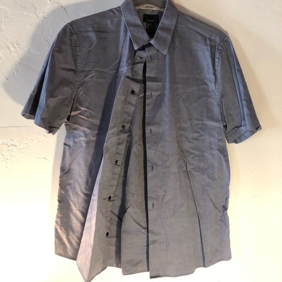 H&M size L shortsleeve button down casual - Picture 1 of 2